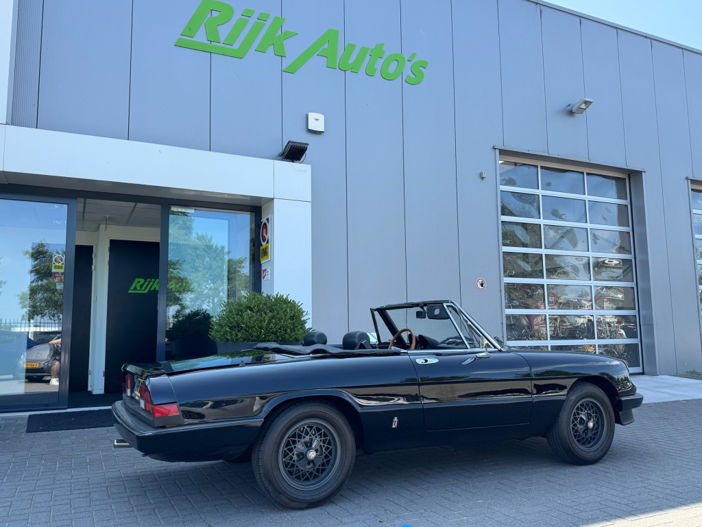 Alfa Romeo Spider