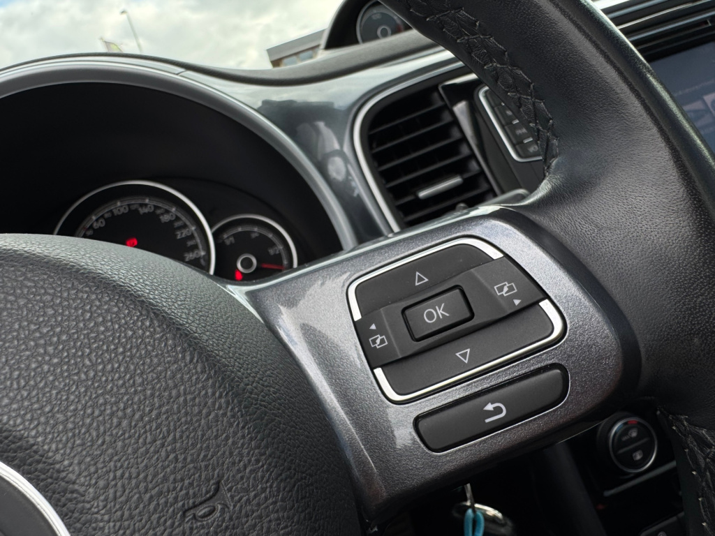 Volkswagen New Beetle