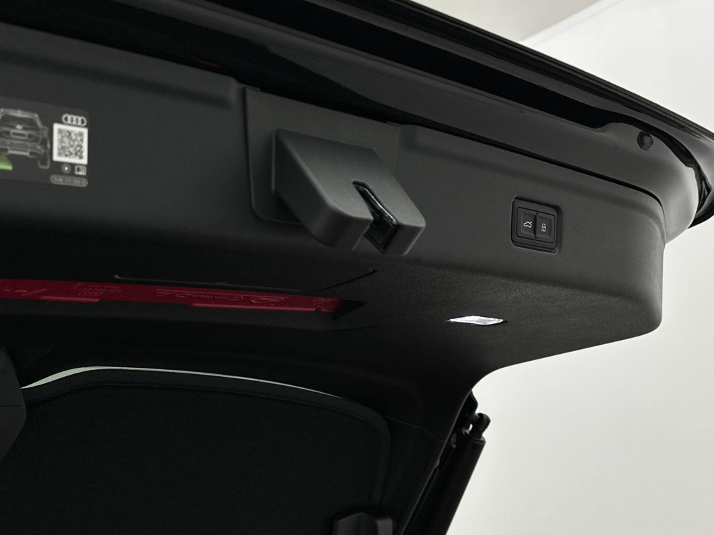 Audi A6 Avant E-tron