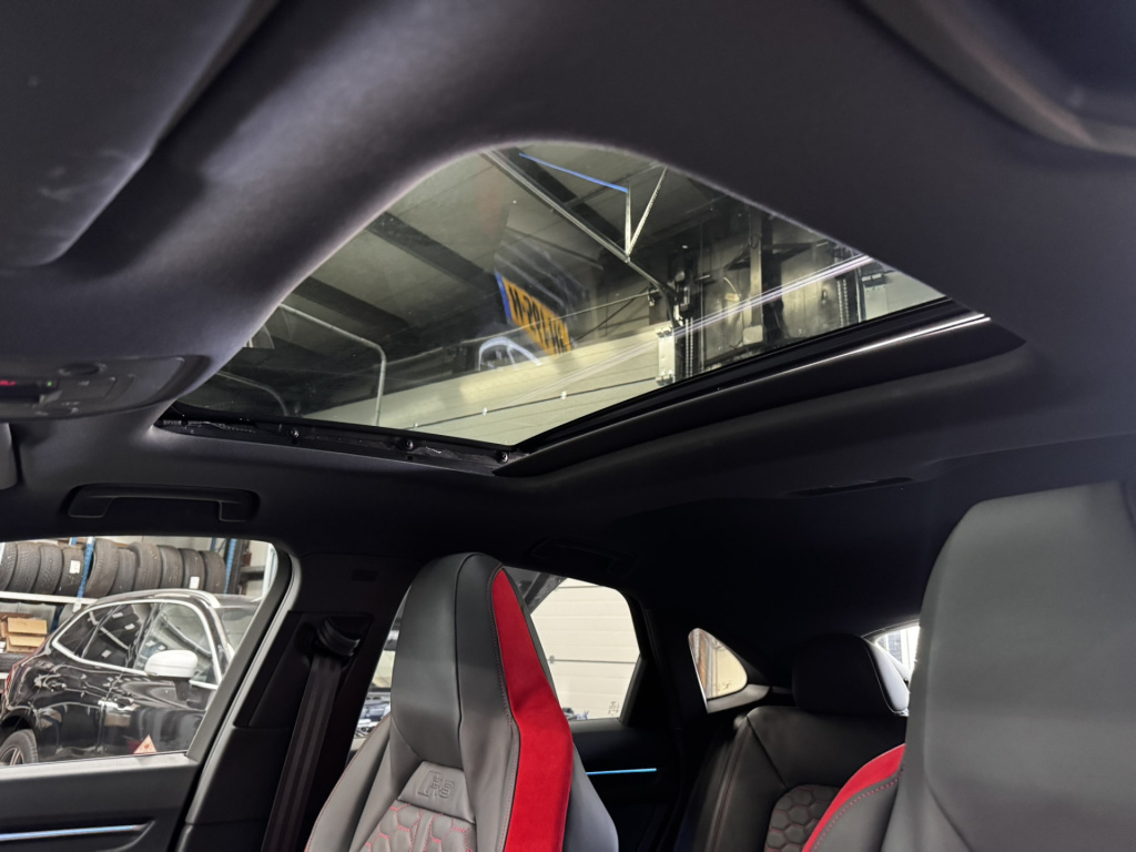 Audi Rsq3