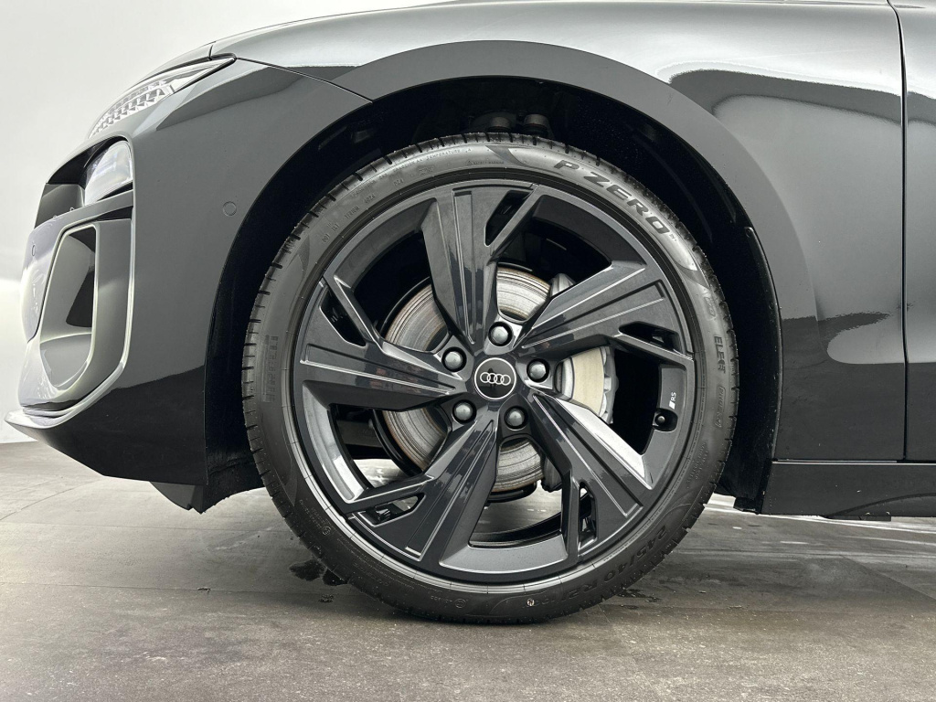 Audi A6 Avant E-tron