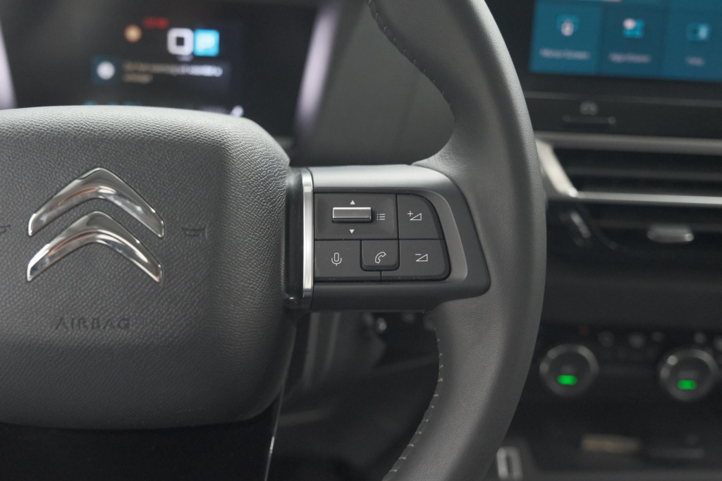 Citroen Ë-c4