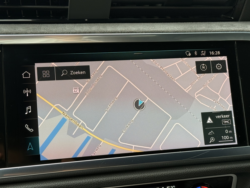 Audi Rsq3
