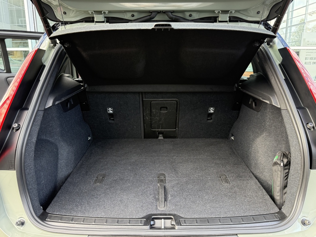Volvo Ex40