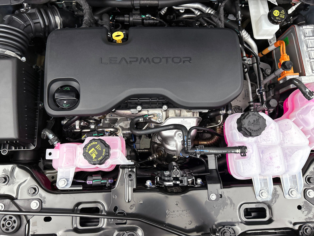 Leapmotor B10