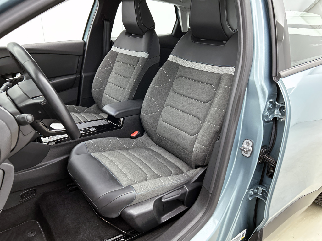 Citroen Ë-c4