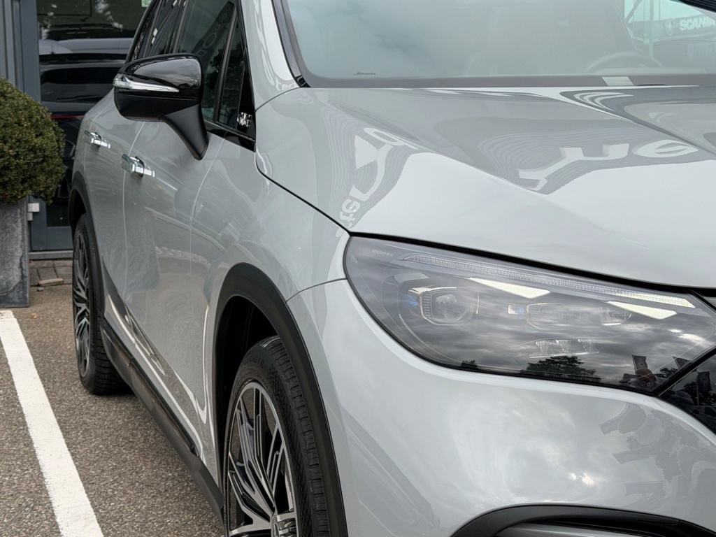 Mercedes-Benz Eqe