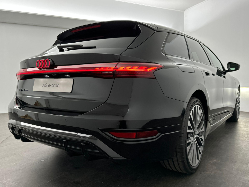 Audi A6 Avant E-tron