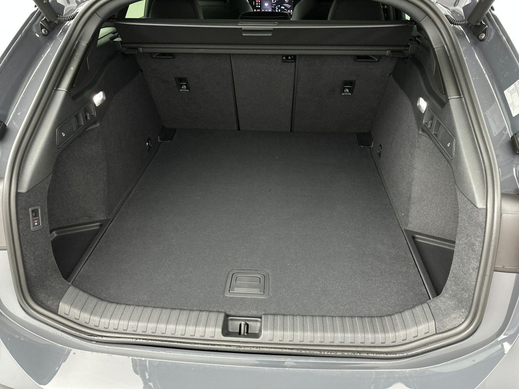 Audi A6 Avant E-tron