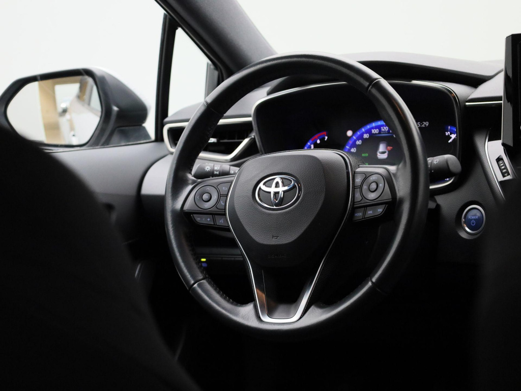 Toyota Corolla Touring Sports