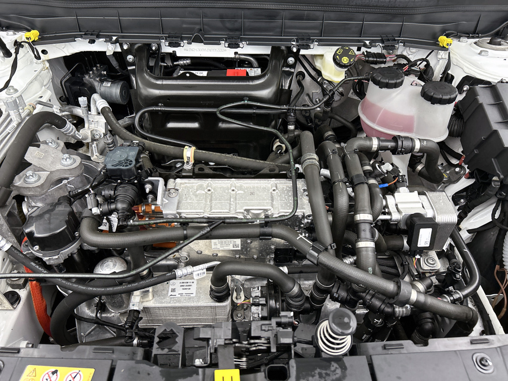 Mercedes-Benz Eqb