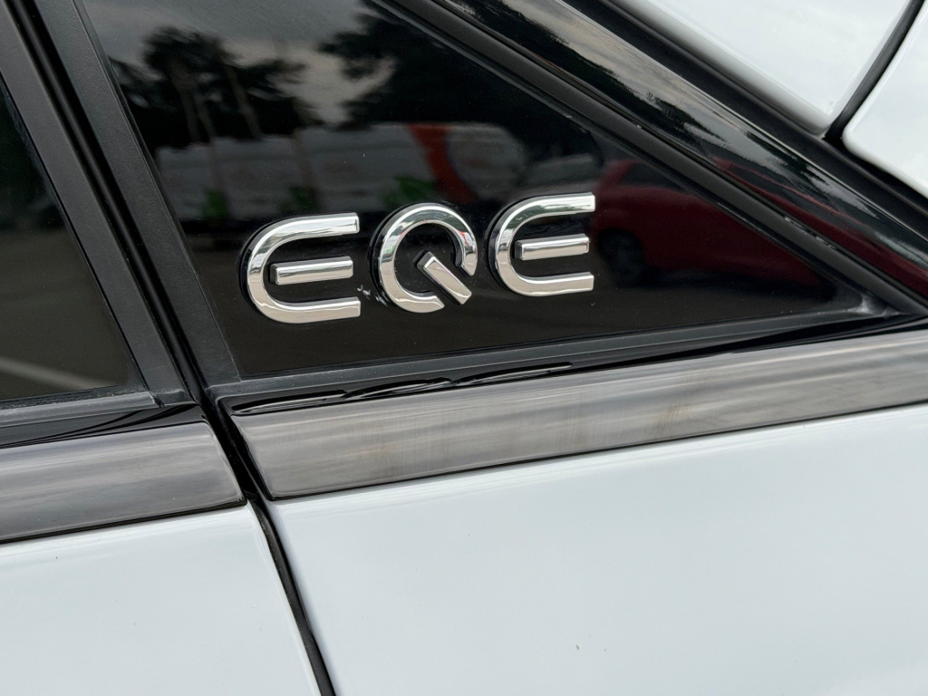 Mercedes-Benz Eqe