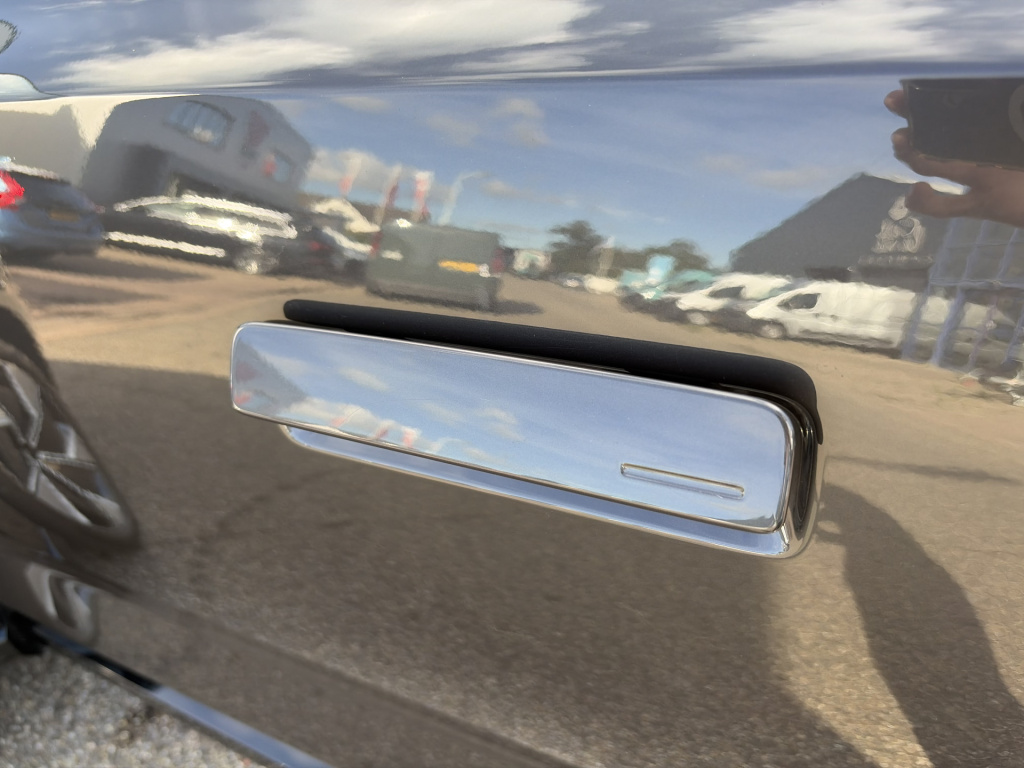 Volvo Ex90