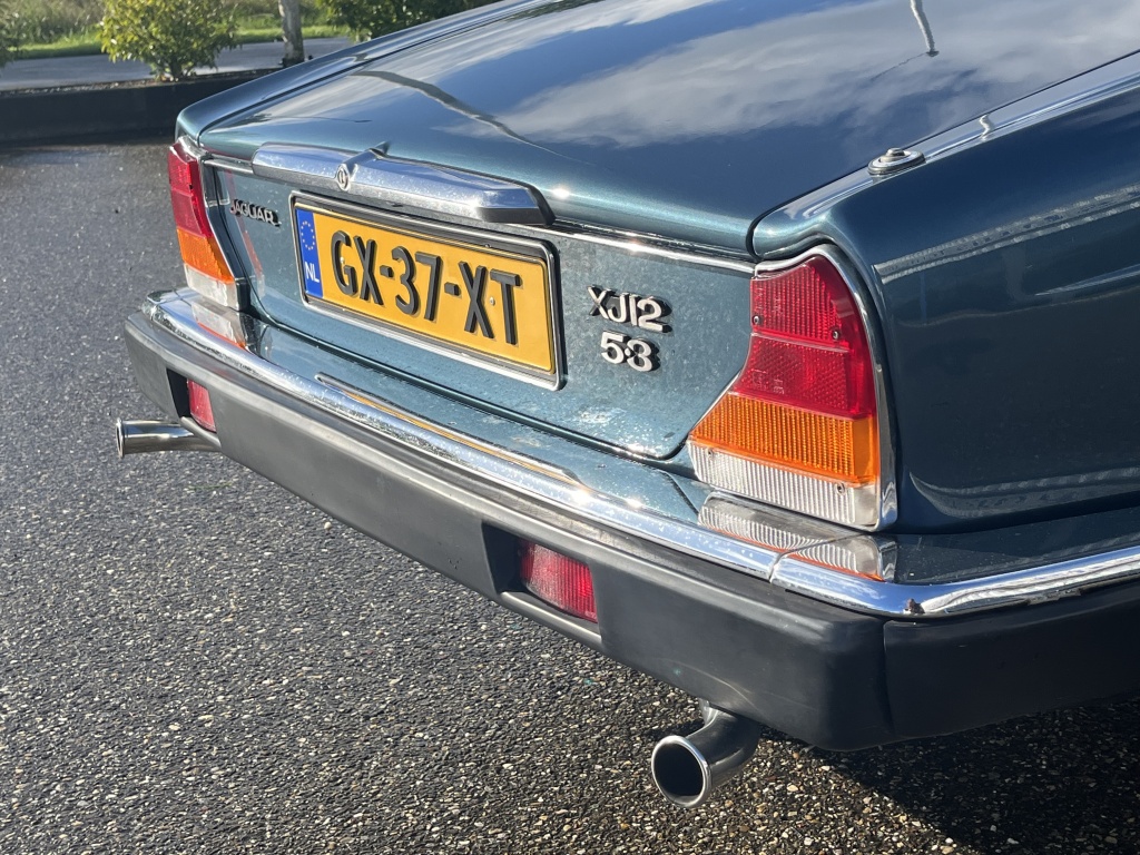 Jaguar Xj