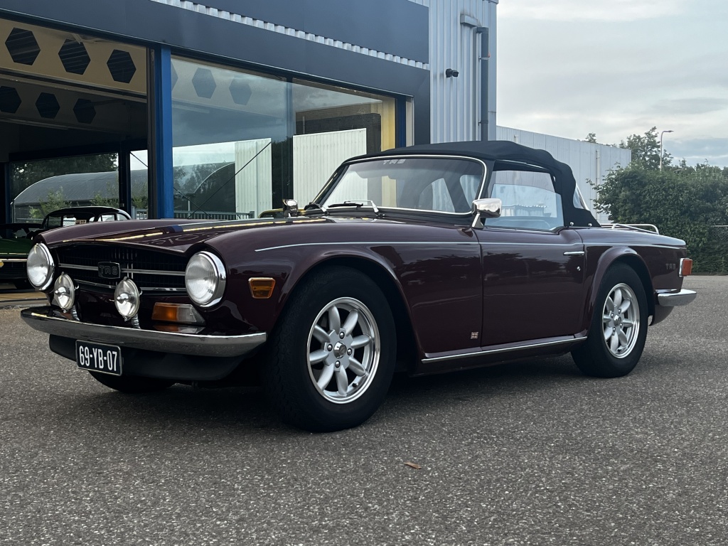 Triumph TR6