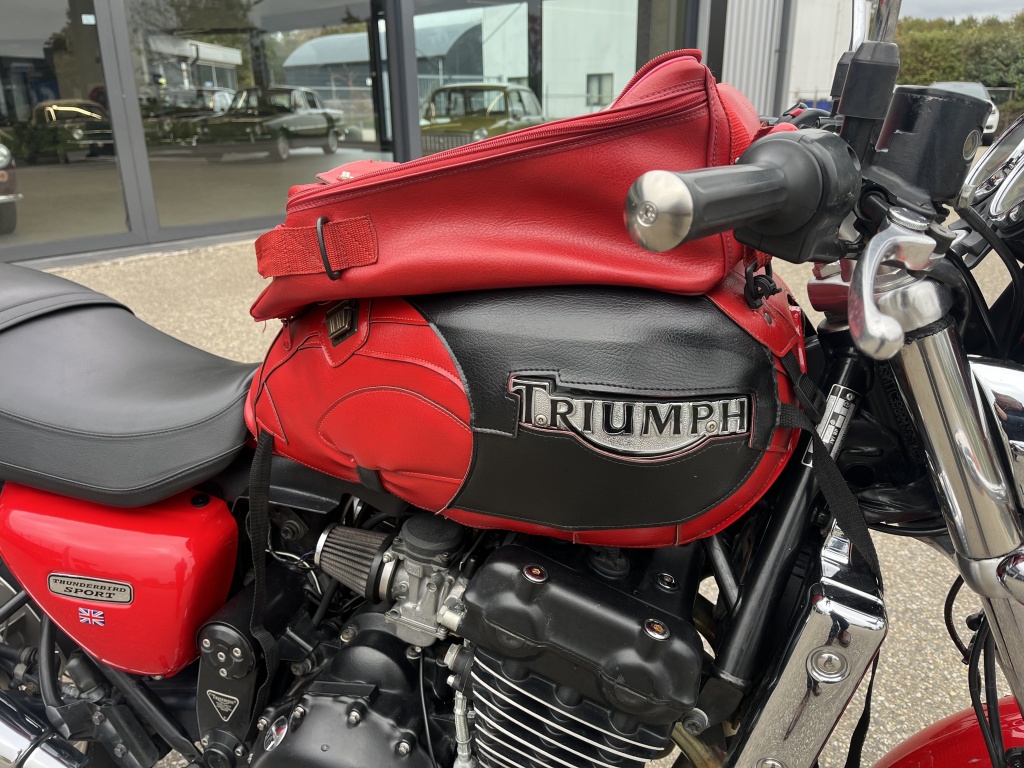 Triumph Thunderbird