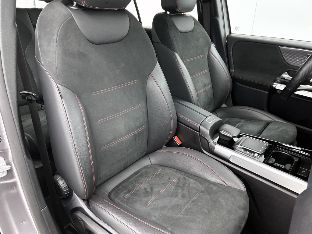 Mercedes-Benz Eqb