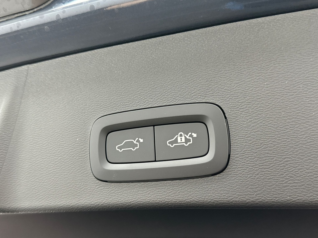 Volvo Ex40