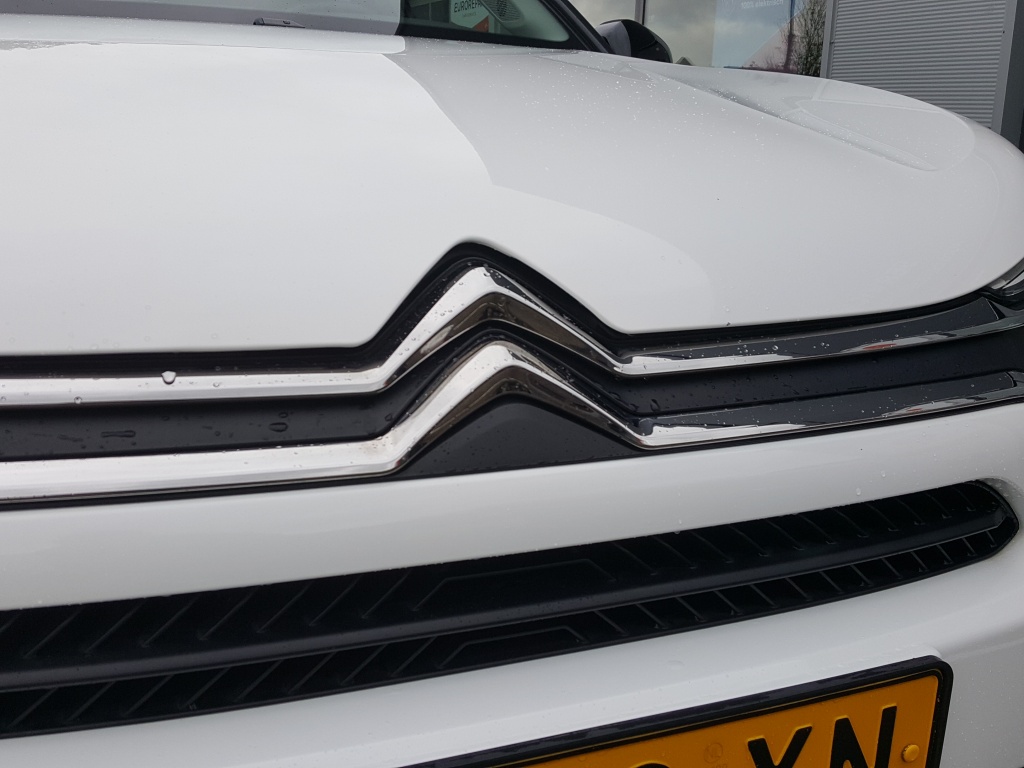 Citroen Ë-c4