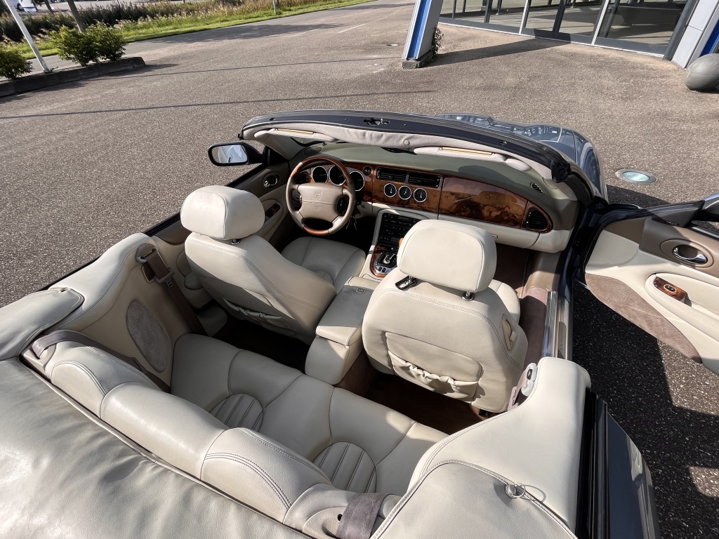 Jaguar Xk