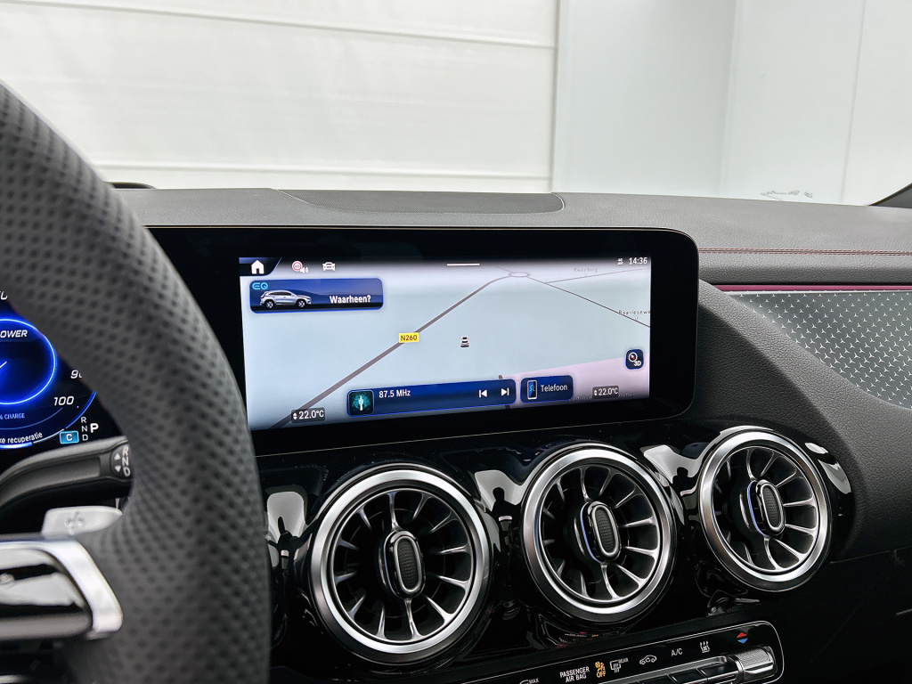 Mercedes-Benz Eqa