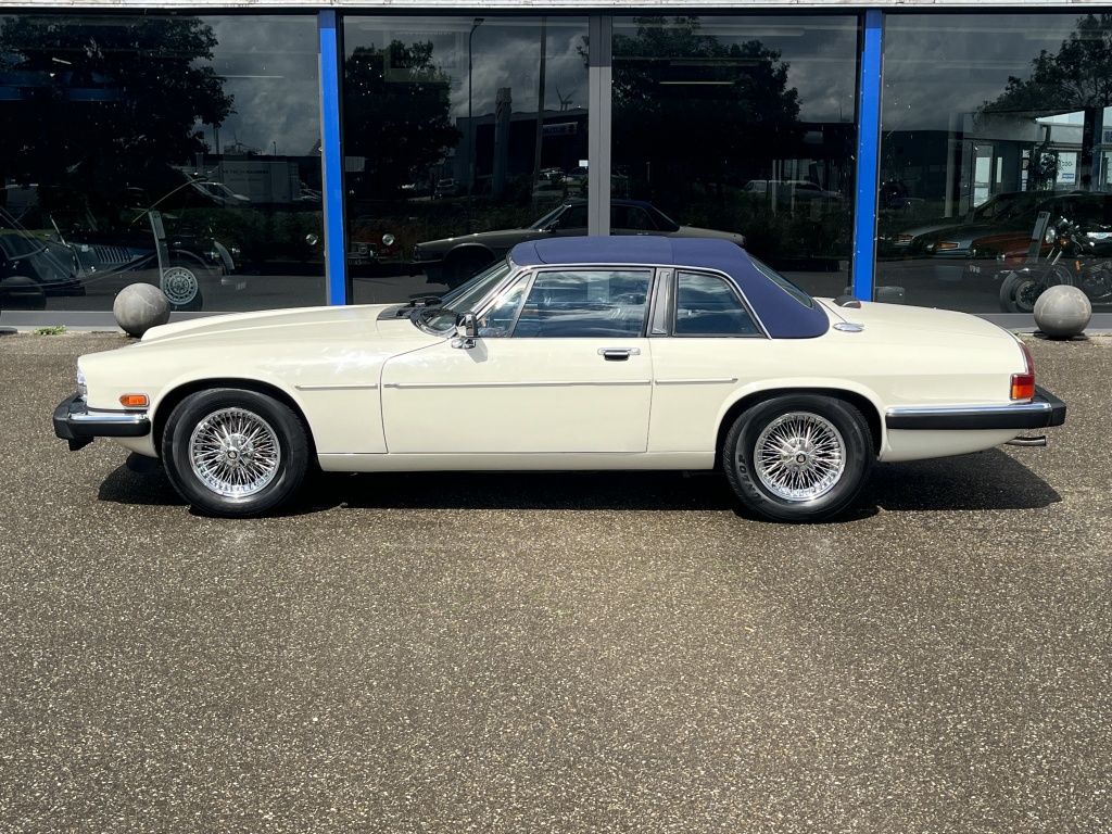 Jaguar Xj