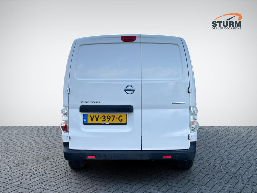 Nissan E-nv200