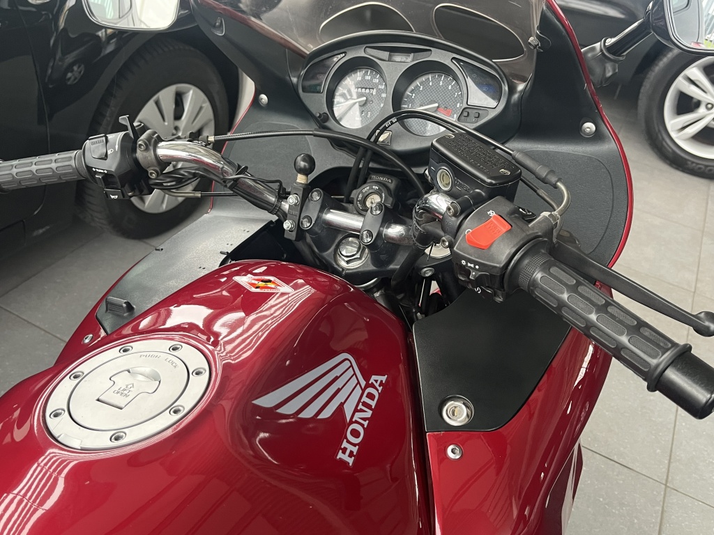 Honda Nt 650