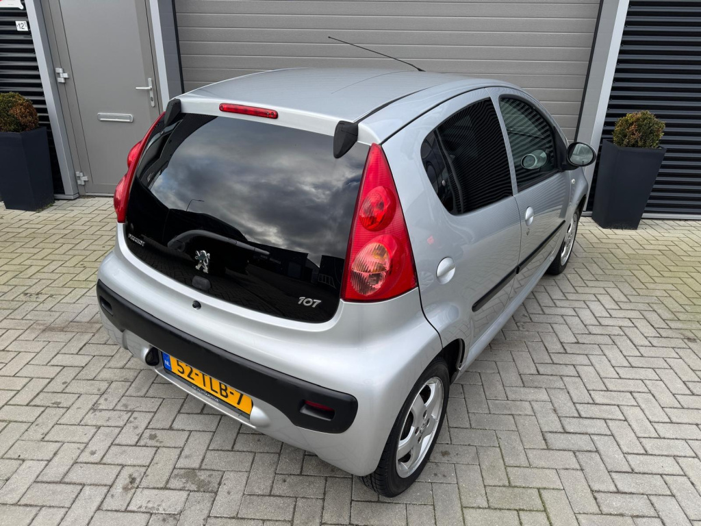 Peugeot 107