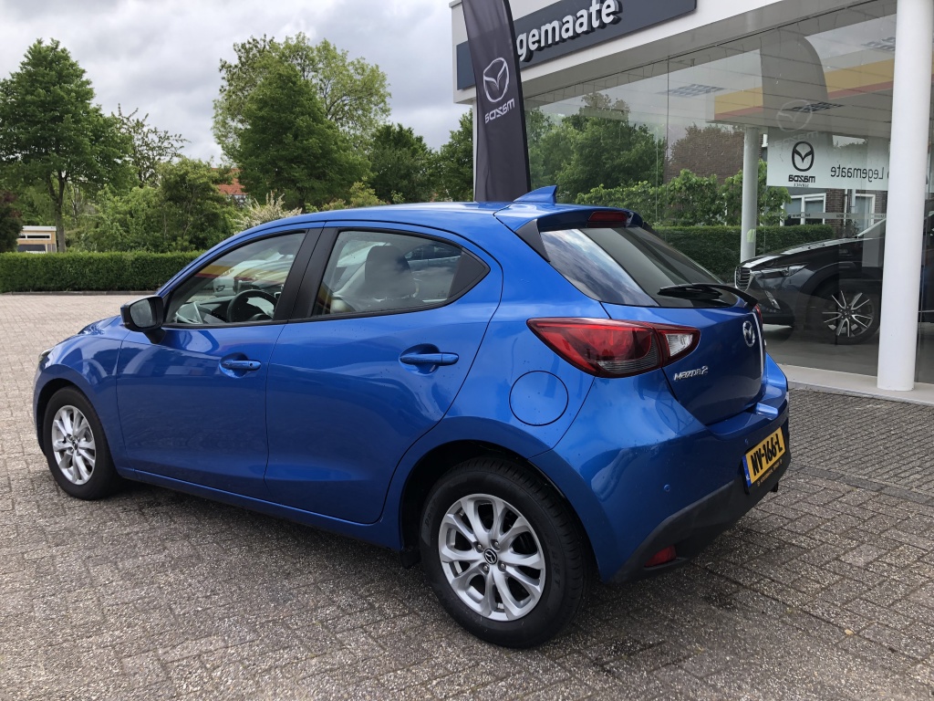 Mazda 2