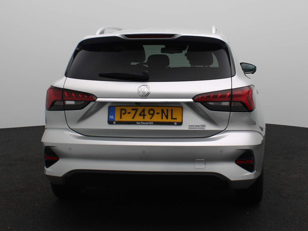 MG 5