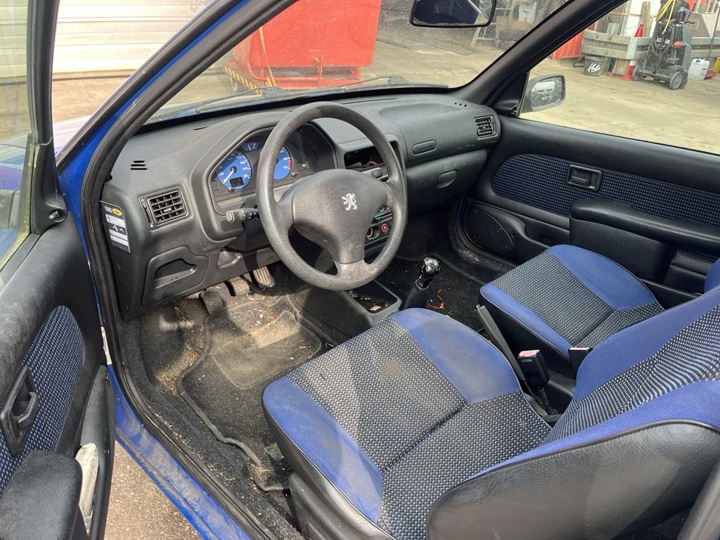 Peugeot 106
