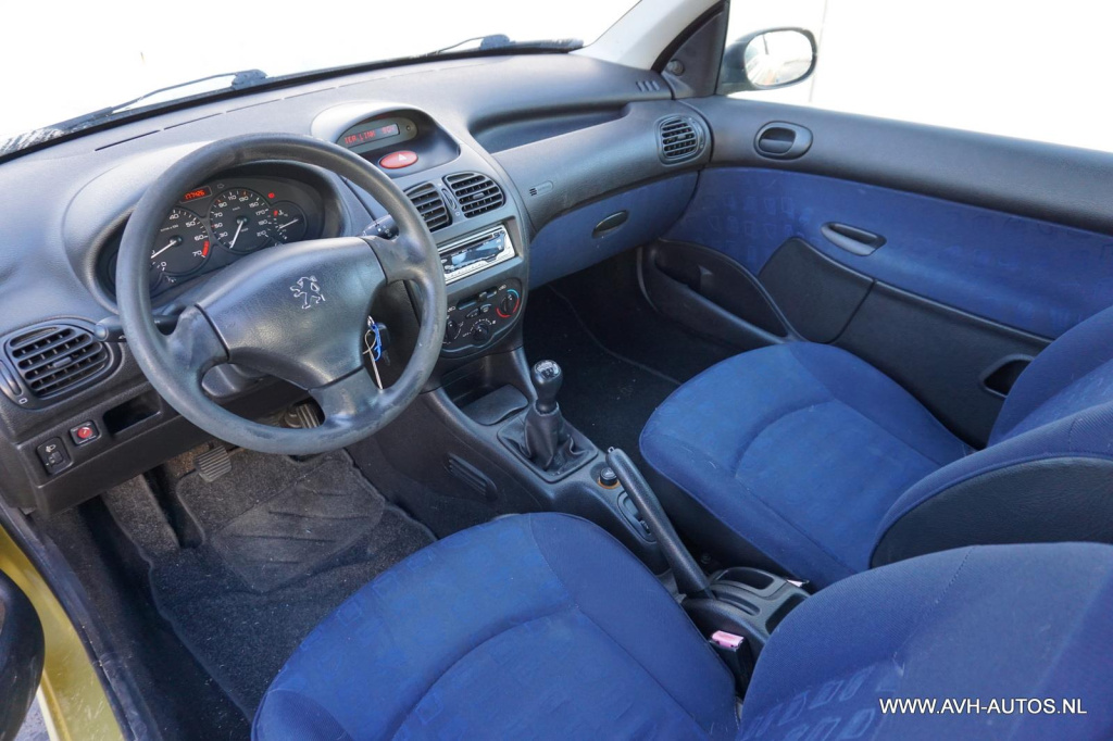 Peugeot 206