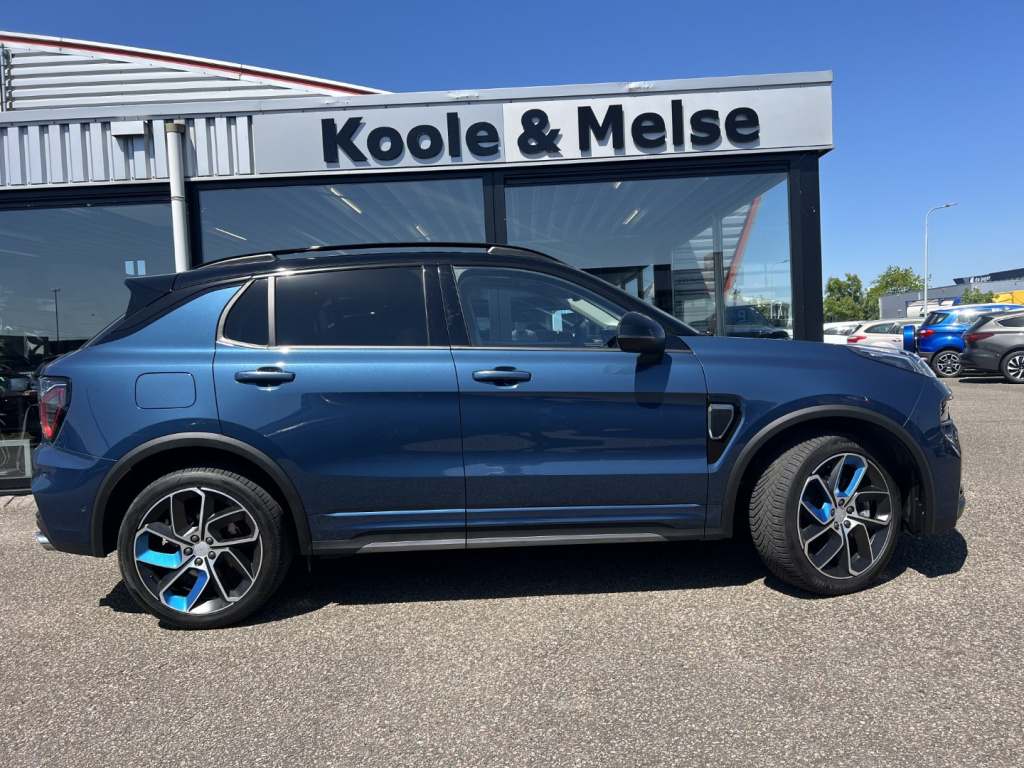 Lynk & Co 01