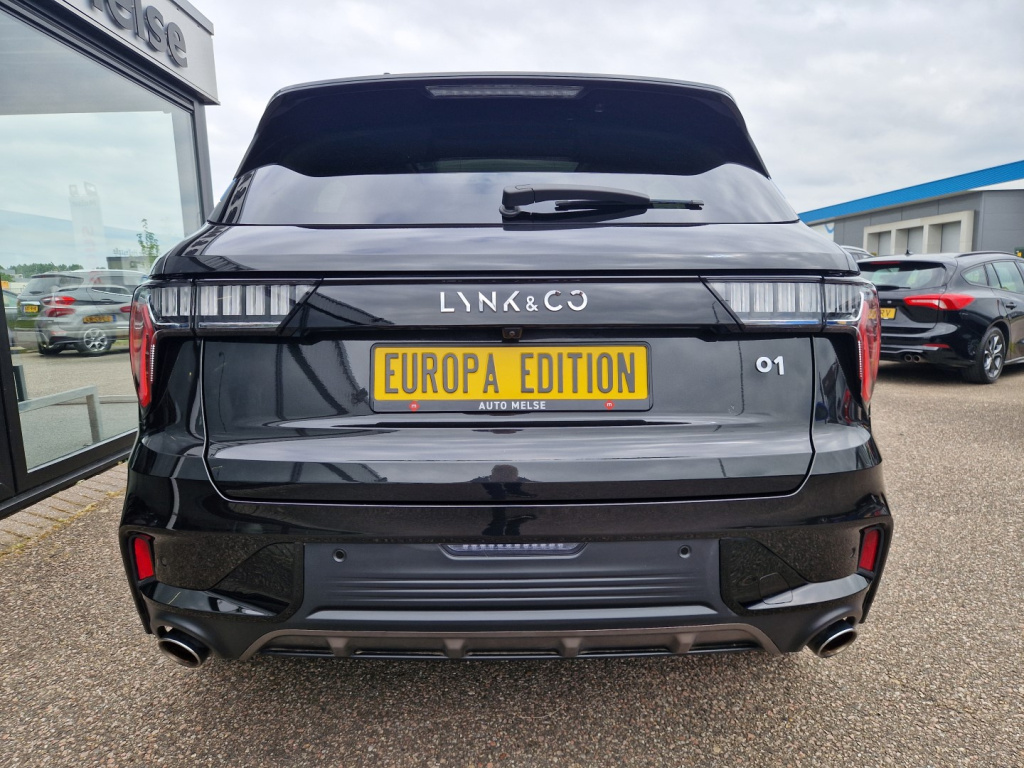 Lynk & Co 01