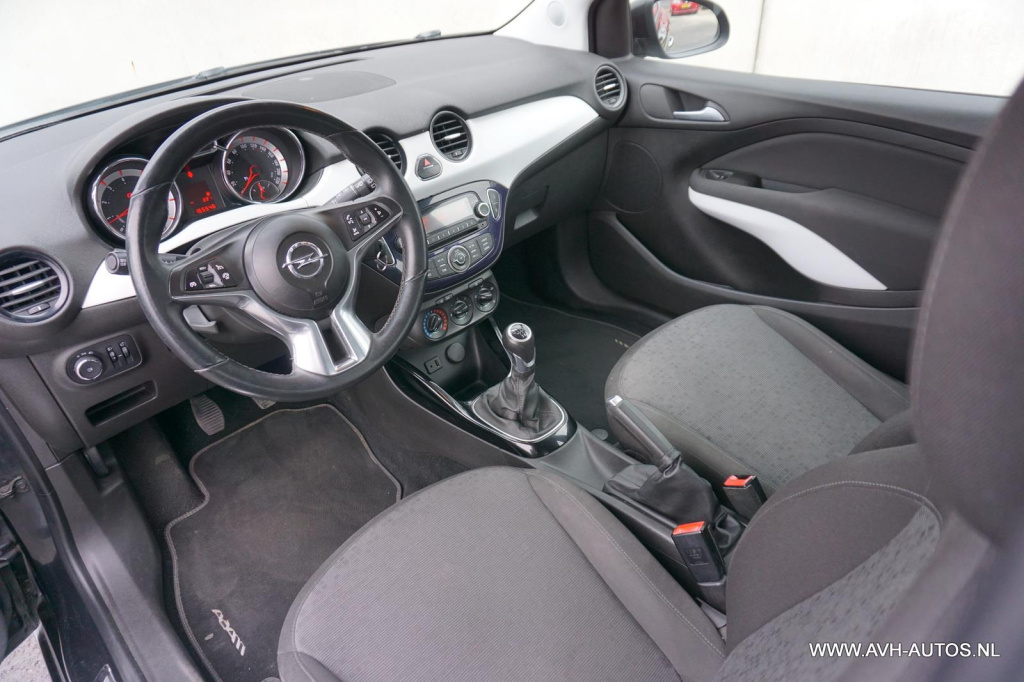 Opel Adam