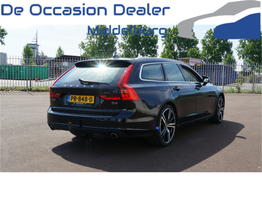 Volvo V90