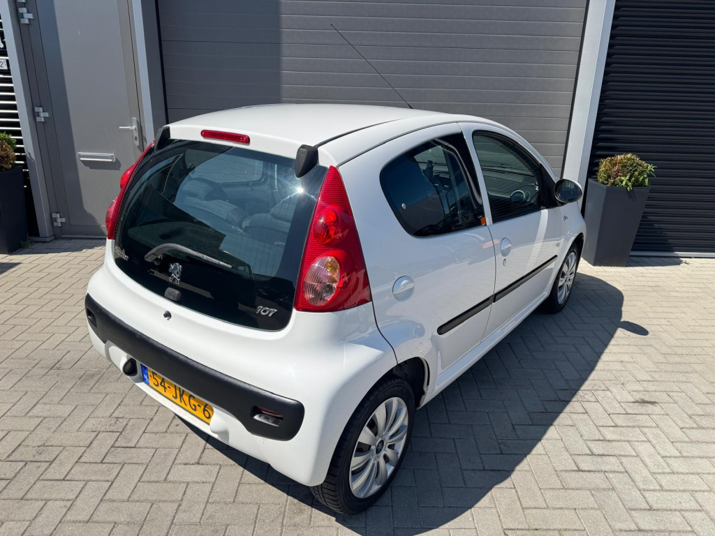 Peugeot 107