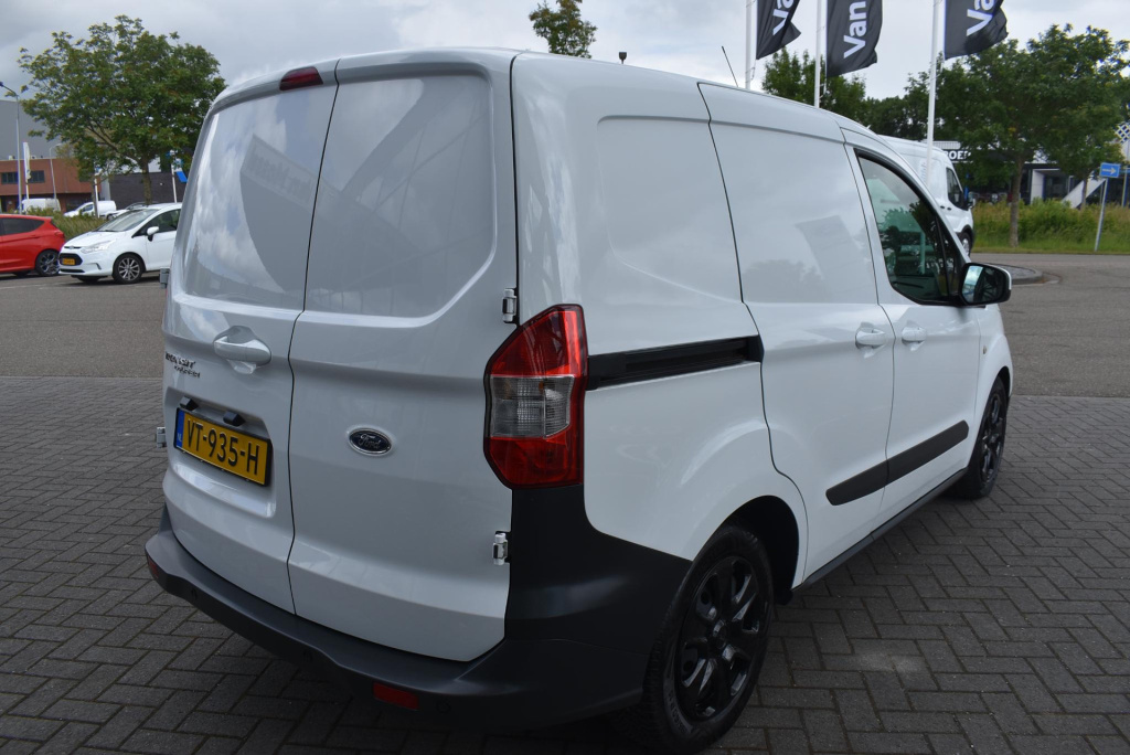Ford Transit Courier