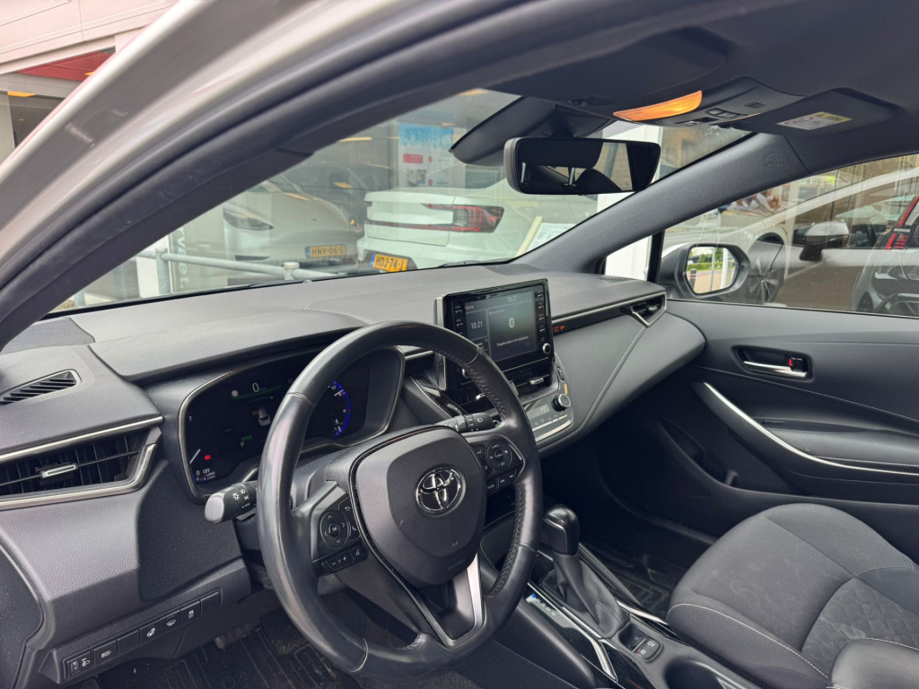 Toyota Corolla Touring Sports