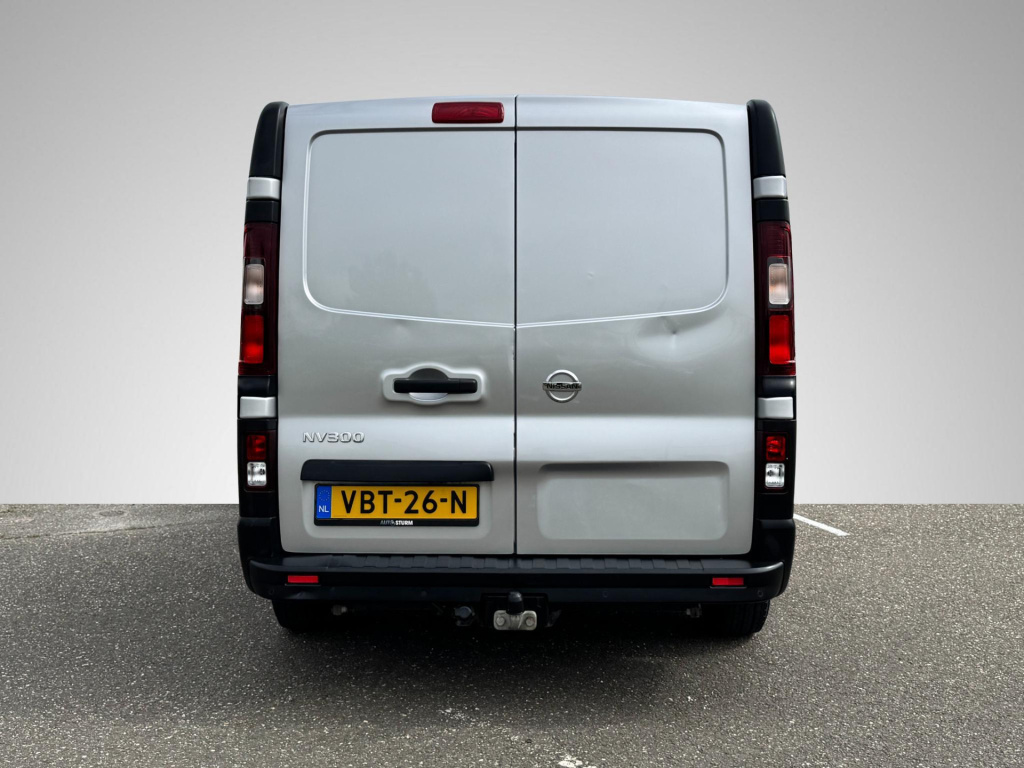 Nissan Nv300