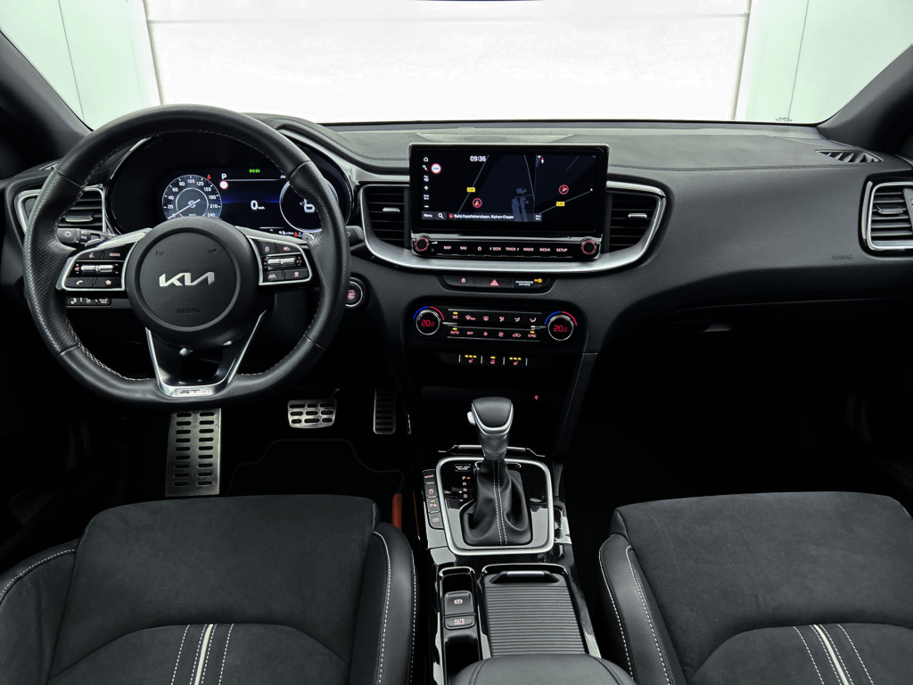 Kia Proceed