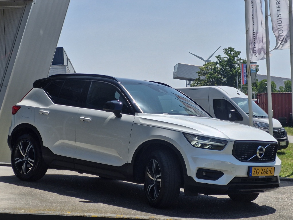 Volvo XC40