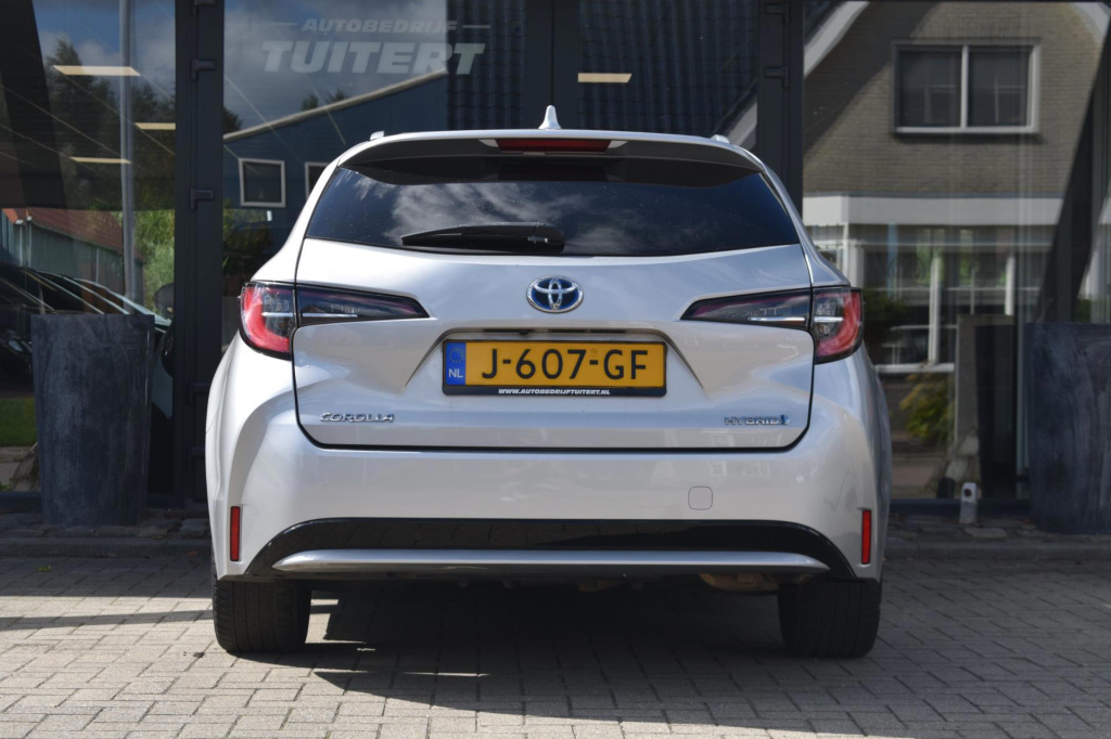 Toyota Corolla Touring Sports