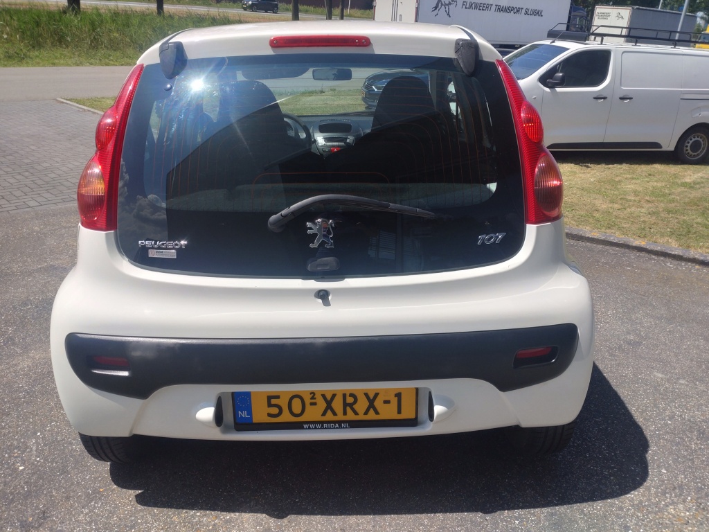 Peugeot 107