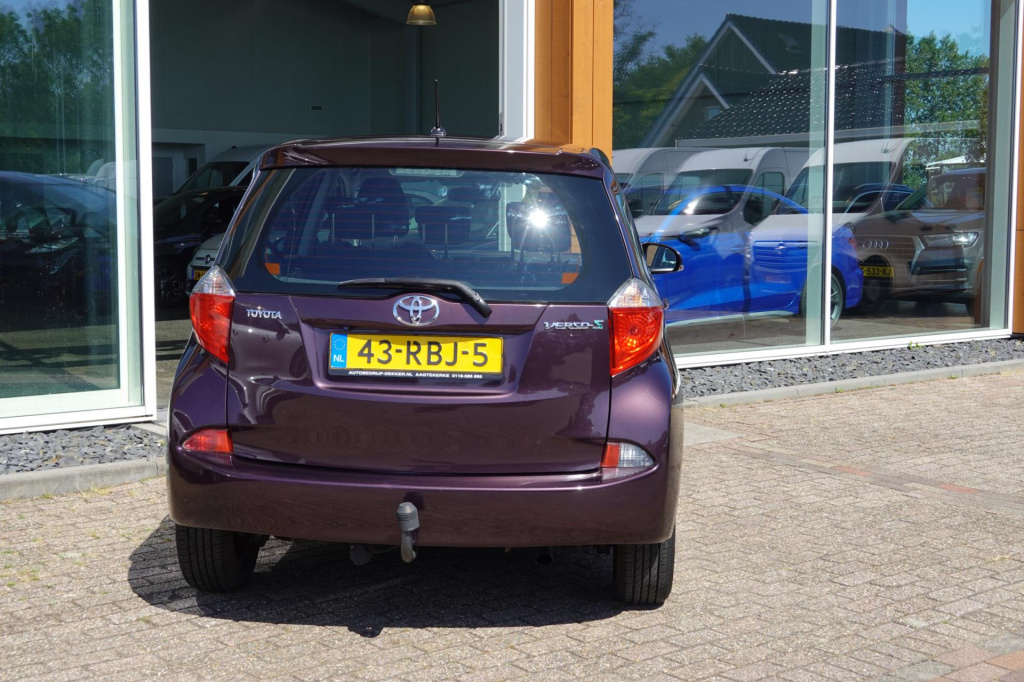 Toyota Verso-s