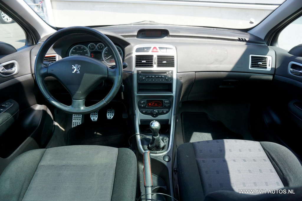 Peugeot 307