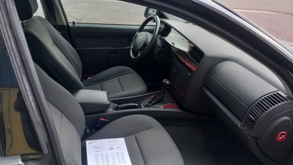 Opel Omega