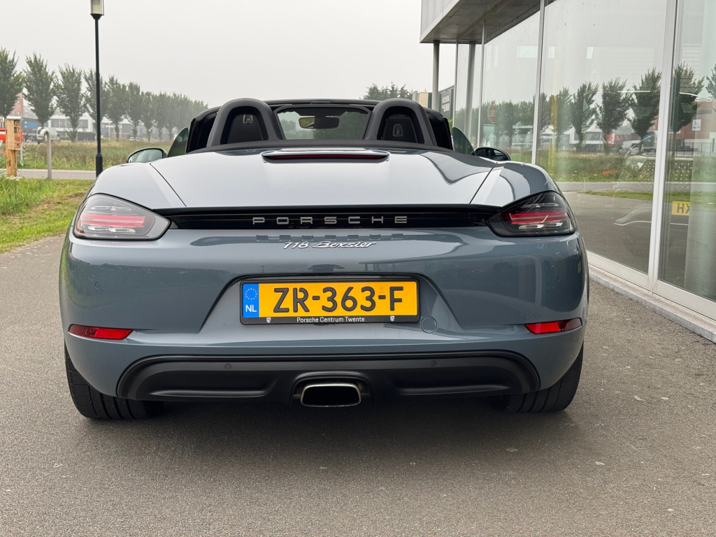 Porsche 718