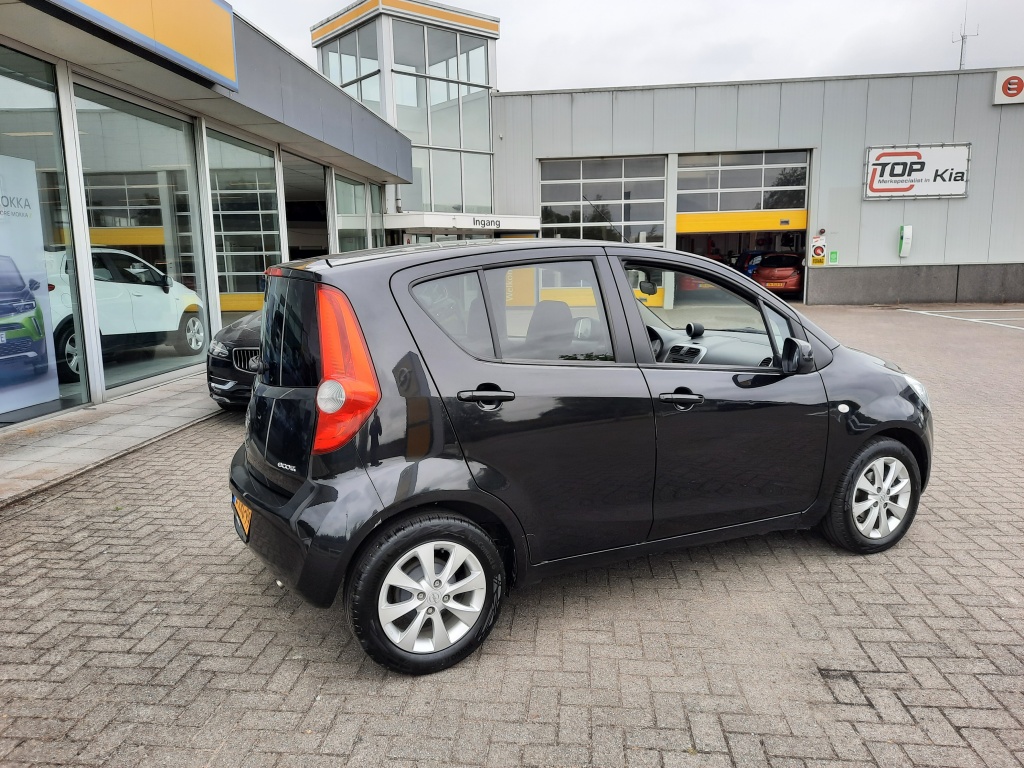 Opel Agila